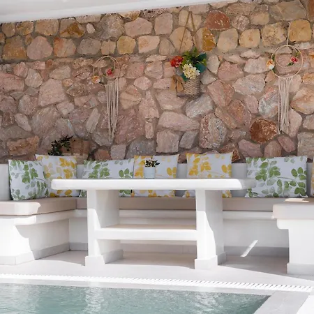 Dream Santorini * Vourvoulos