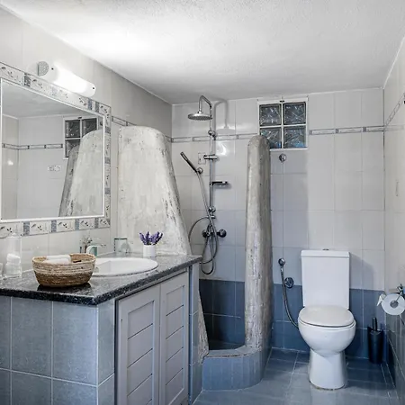 Dream Santorini Villa Vourvoulos